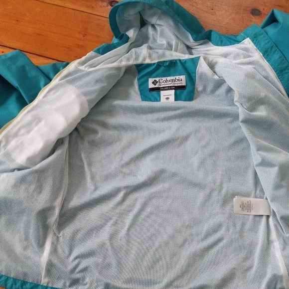Columbia Nylon Jacket Girl Size 18/20 Full Zip Hooded. - Picture 6 of 7